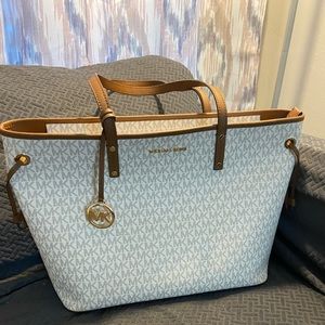 Michael Kors Large Top Zip Tote